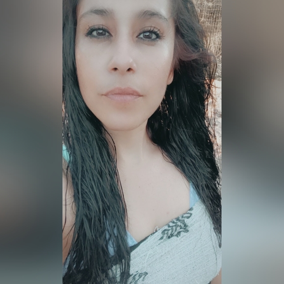 Meet your Posher, Kathleen - Picture 3 of 4